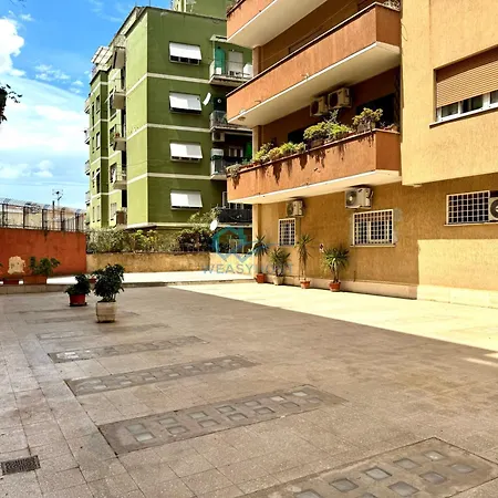 Typical Grandma's * Řím